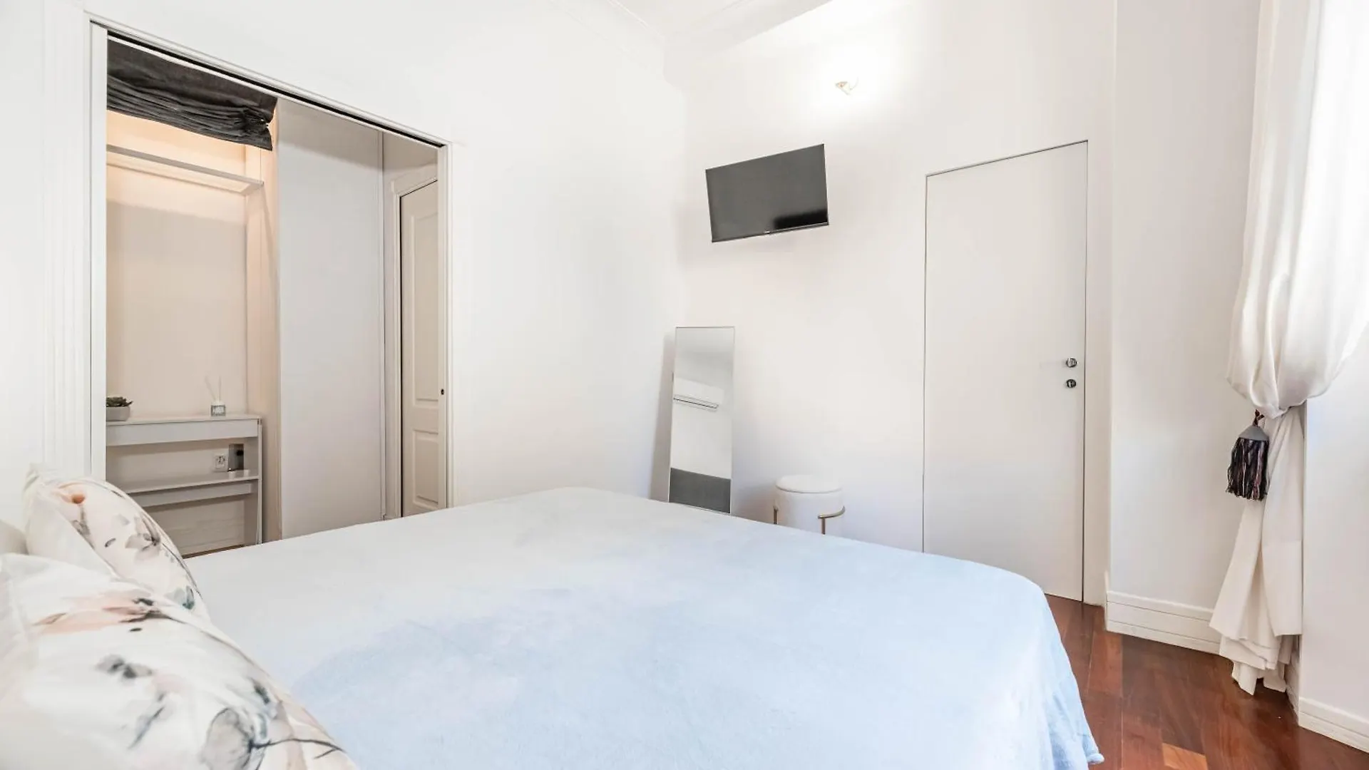 Apartment Splendido Appartamento A Villa Ada Rome Italy