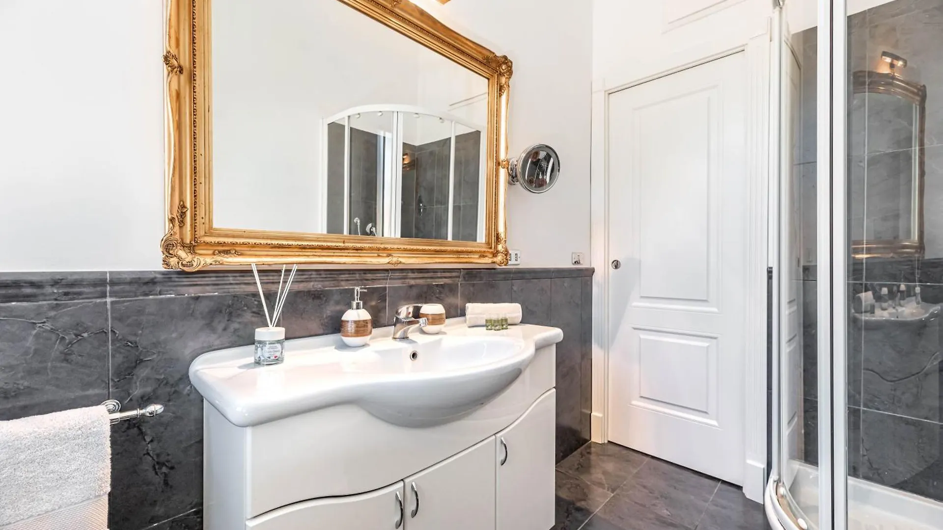 Splendido Appartamento A Villa Ada Rome Apartment